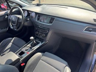 Voertuigafbeelding 9