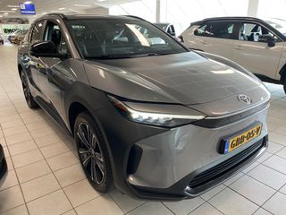 Voertuigafbeelding 8