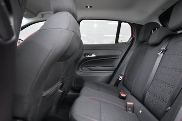 Voertuigafbeelding 8