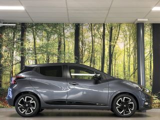 Voertuigafbeelding 3