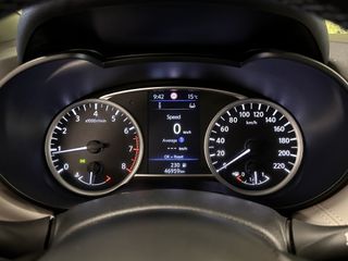 Voertuigafbeelding 9