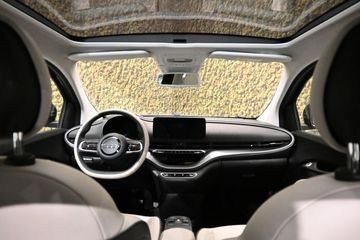 Voertuigafbeelding 13