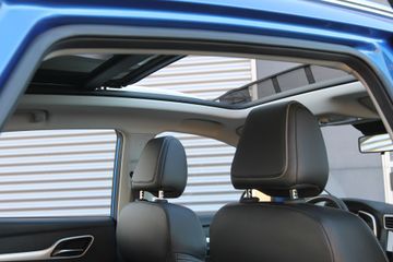 Voertuigafbeelding 8