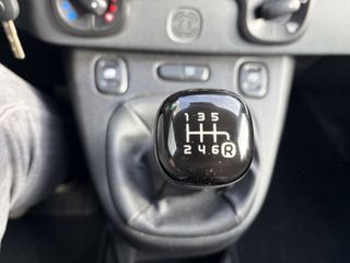 Voertuigafbeelding 18