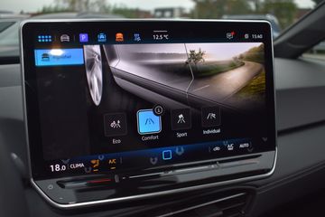 Voertuigafbeelding 23