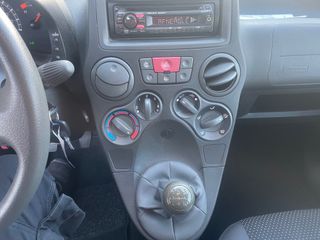 Voertuigafbeelding 6