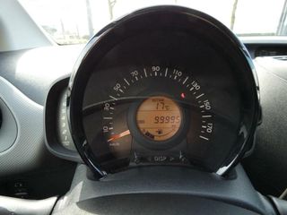 Voertuigafbeelding 8