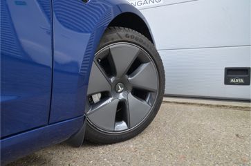 Voertuigafbeelding 4