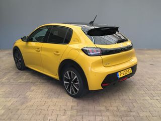 Voertuigafbeelding 6