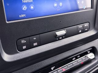 Voertuigafbeelding 9