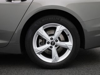 Voertuigafbeelding 12