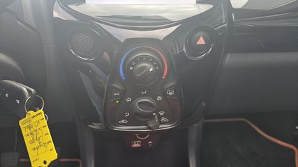 Voertuigafbeelding 12