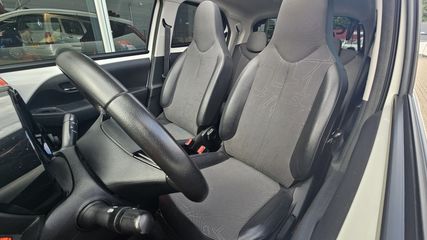 Voertuigafbeelding 7