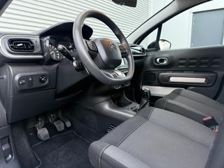 Voertuigafbeelding 14