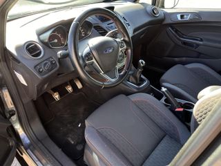 Voertuigafbeelding 14