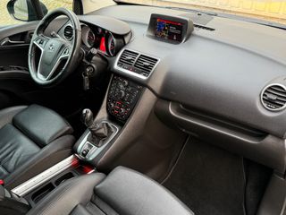 Voertuigafbeelding 26