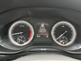 Voertuigafbeelding 19