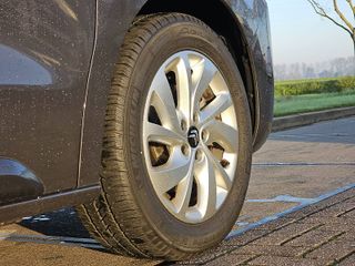 Voertuigafbeelding 16