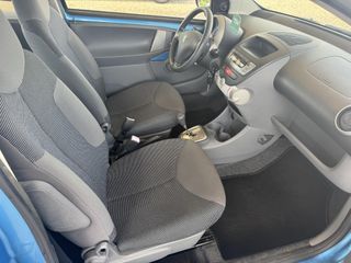 Voertuigafbeelding 9