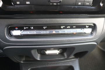 Voertuigafbeelding 38