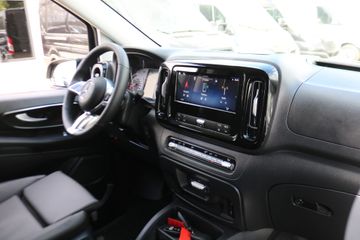 Voertuigafbeelding 42