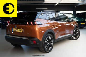 Voertuigafbeelding 12