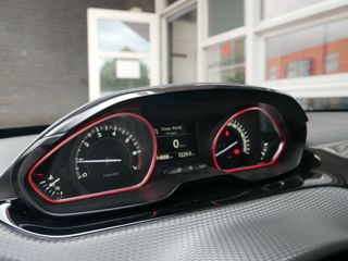 Voertuigafbeelding 13