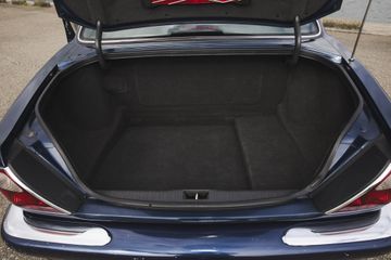 Voertuigafbeelding 13