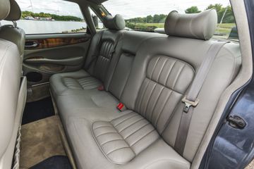 Voertuigafbeelding 19