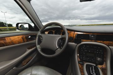 Voertuigafbeelding 21