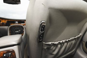 Voertuigafbeelding 24