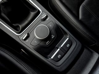 Voertuigafbeelding 34