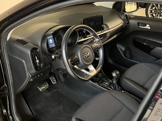 Voertuigafbeelding 9