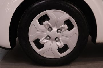 Voertuigafbeelding 4