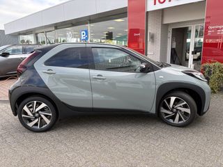 Voertuigafbeelding 4