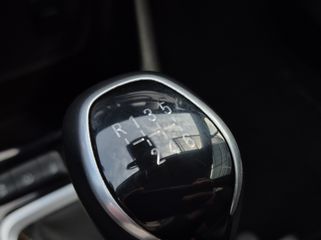 Voertuigafbeelding 24