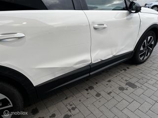 Voertuigafbeelding 3