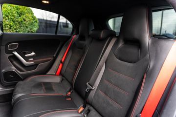 Voertuigafbeelding 13