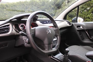 Voertuigafbeelding 2