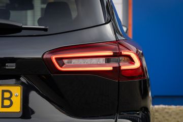 Voertuigafbeelding 9