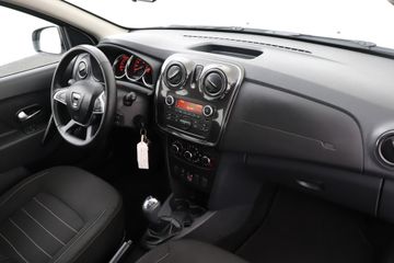 Voertuigafbeelding 14