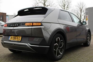 Voertuigafbeelding 4