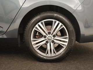 Voertuigafbeelding 32