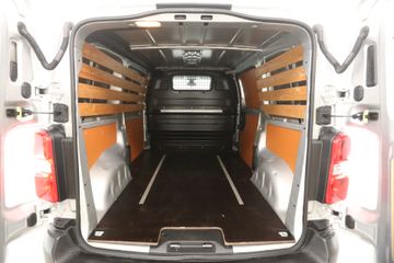 Voertuigafbeelding 5