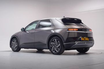 Voertuigafbeelding 2