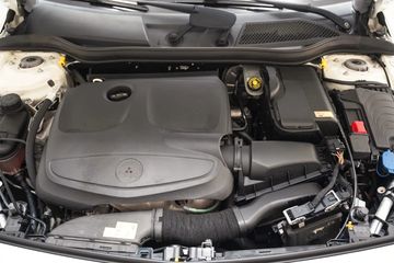 Voertuigafbeelding 31