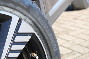 Voertuigafbeelding 3