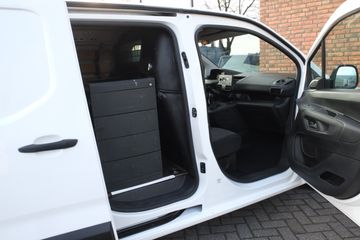 Voertuigafbeelding 3