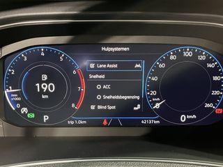 Voertuigafbeelding 10