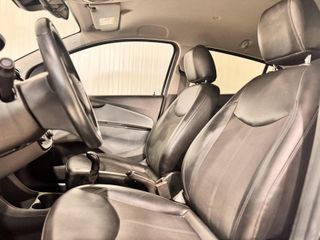 Voertuigafbeelding 5